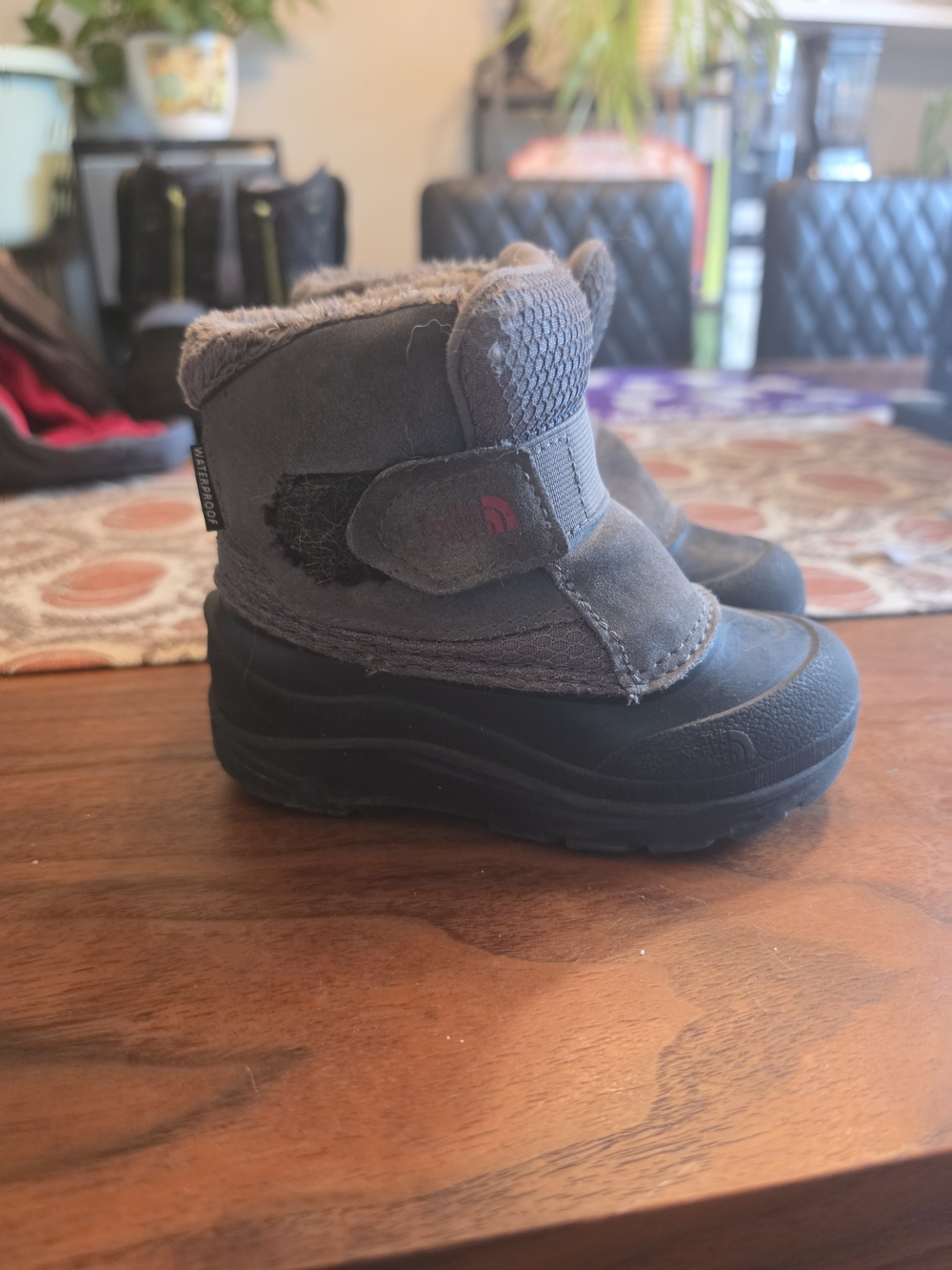 The North Face Kids Gray & Black Insulated Snow Boots